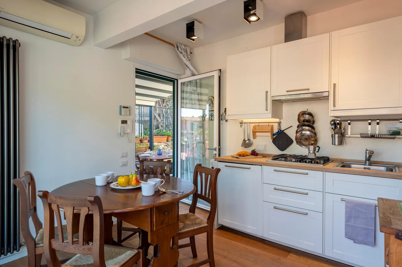 The Blue Window Apartment In Bogliasco photo 4