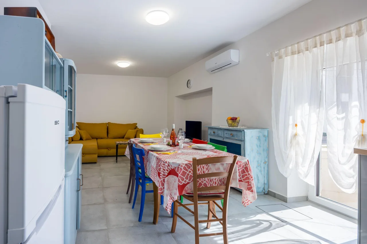 Rural Apt Arya: Garden & BBQ photo 3