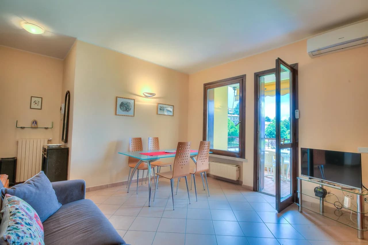 Appartamento Lake View Laveno 1BR, Sleeps 4 photo 4