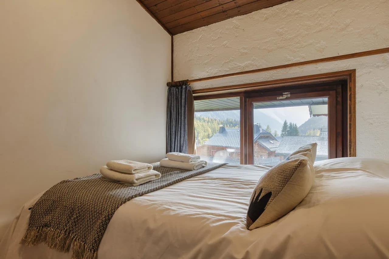 La Maison De Montroc Family-Holidays w/4BR,  Sleeps 8 photo 4