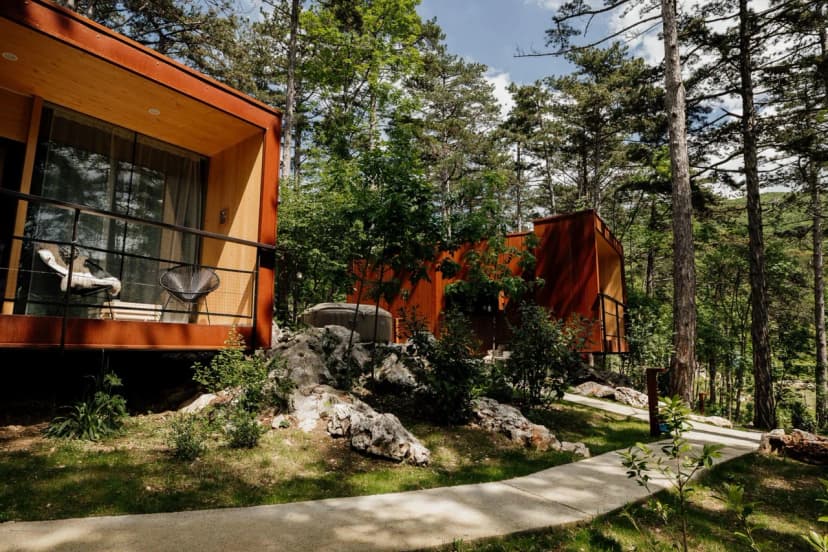 Theodosius Glamping Private Sauna & Hot Tub
