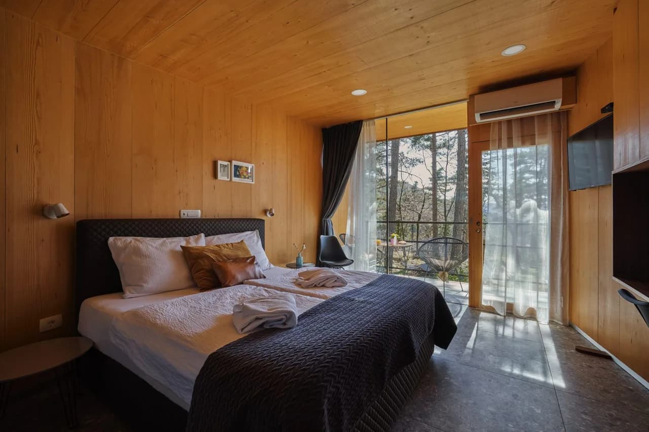 Secluded Mobile Home with Hot Tub in Vipava photo 5