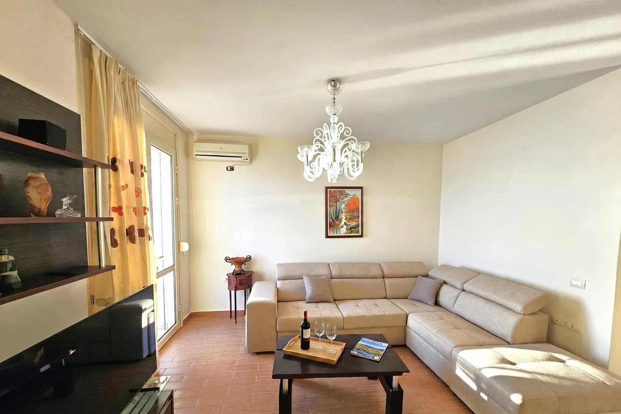 Seafront Apartment in Vlore, Albania photo 3