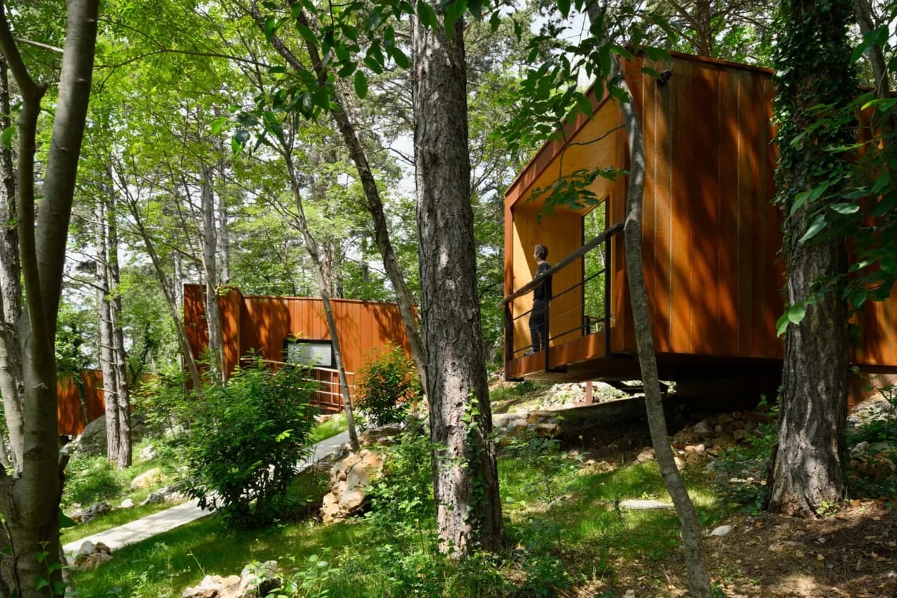 Scenic Mobile-Home with Hot Tub in Vipava