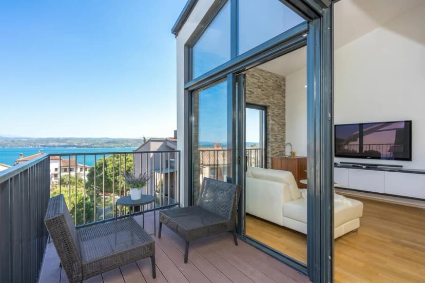 Azure Adriatic Residence w/ Sea-View Balcony