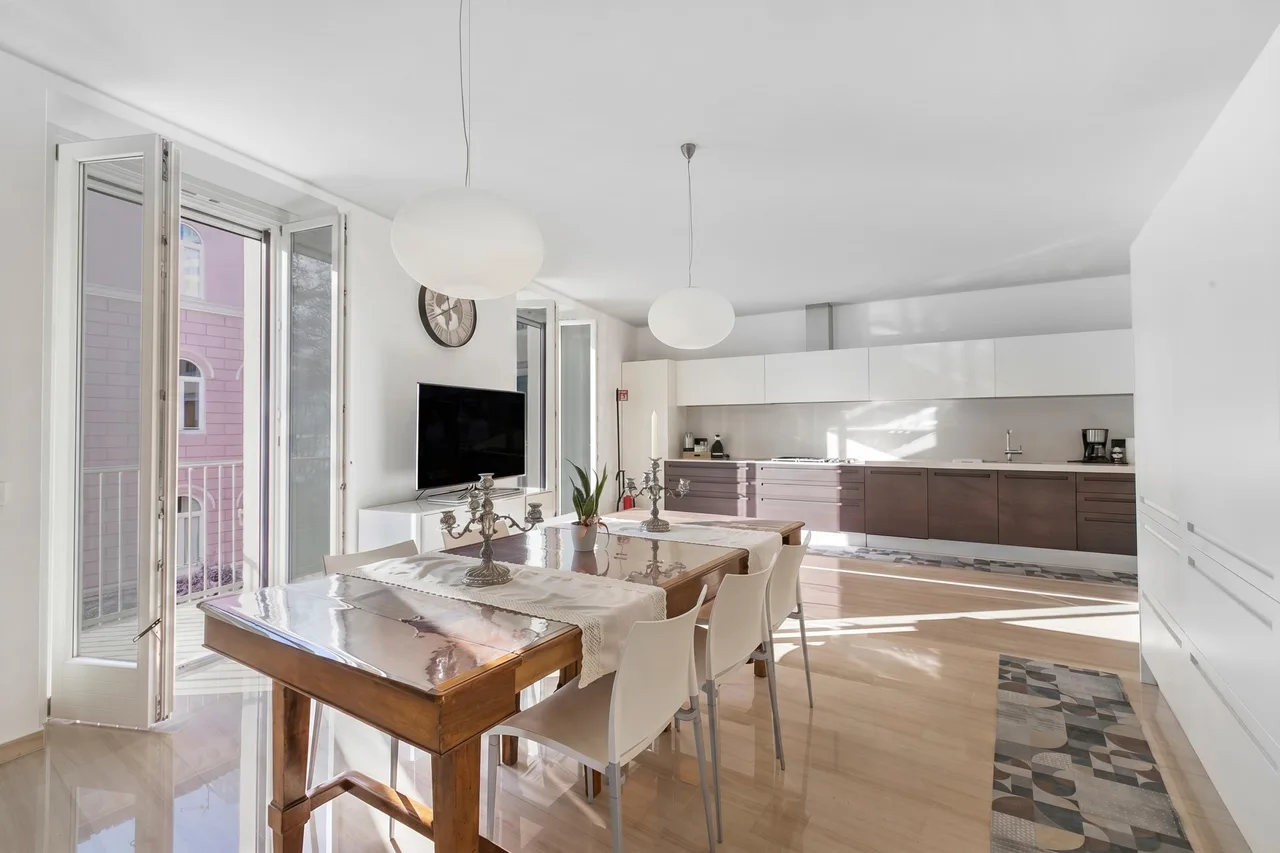 Lakefront Luxury Apartment in Riva del Garda photo 5