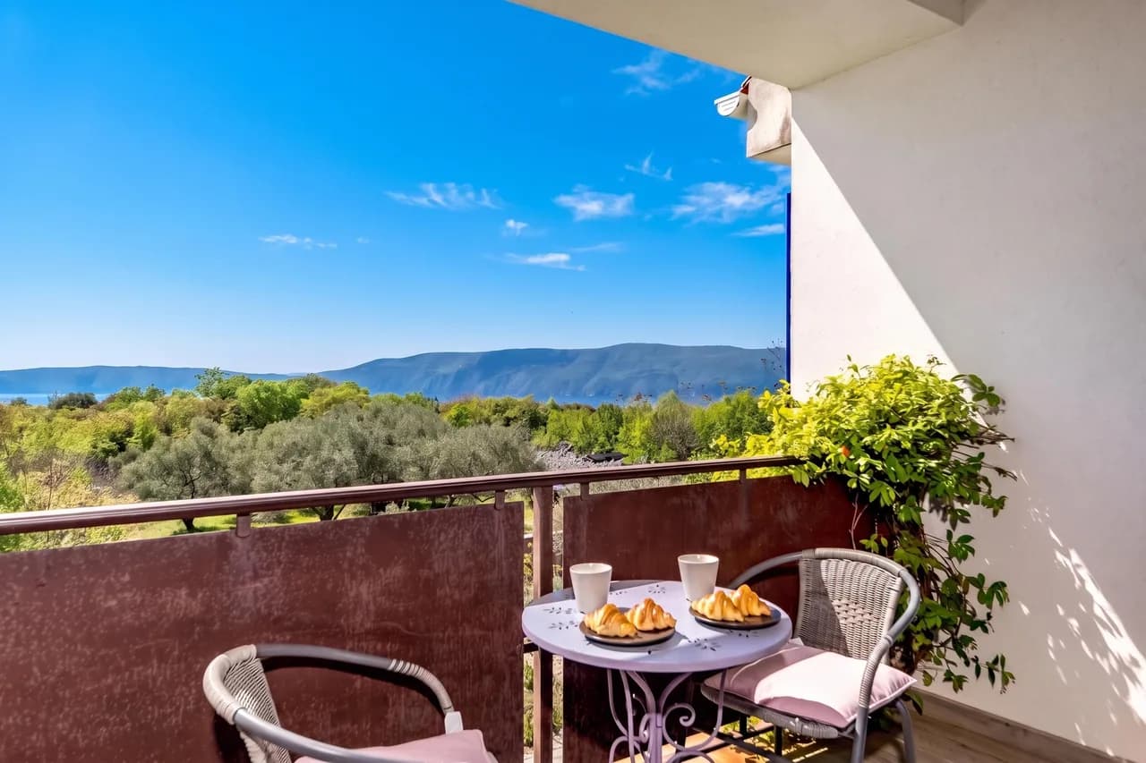 Wabi Sabi Apt4 Pool & Sea View