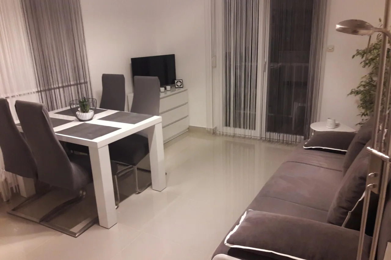 Lakeview Pool Apartment in Zadar photo 4