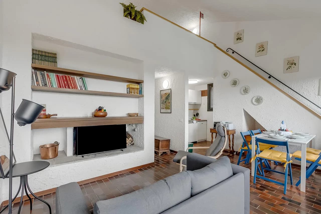 Hillside Townhome with Shared Pool in Gignese, Piedmont, Italy photo 4