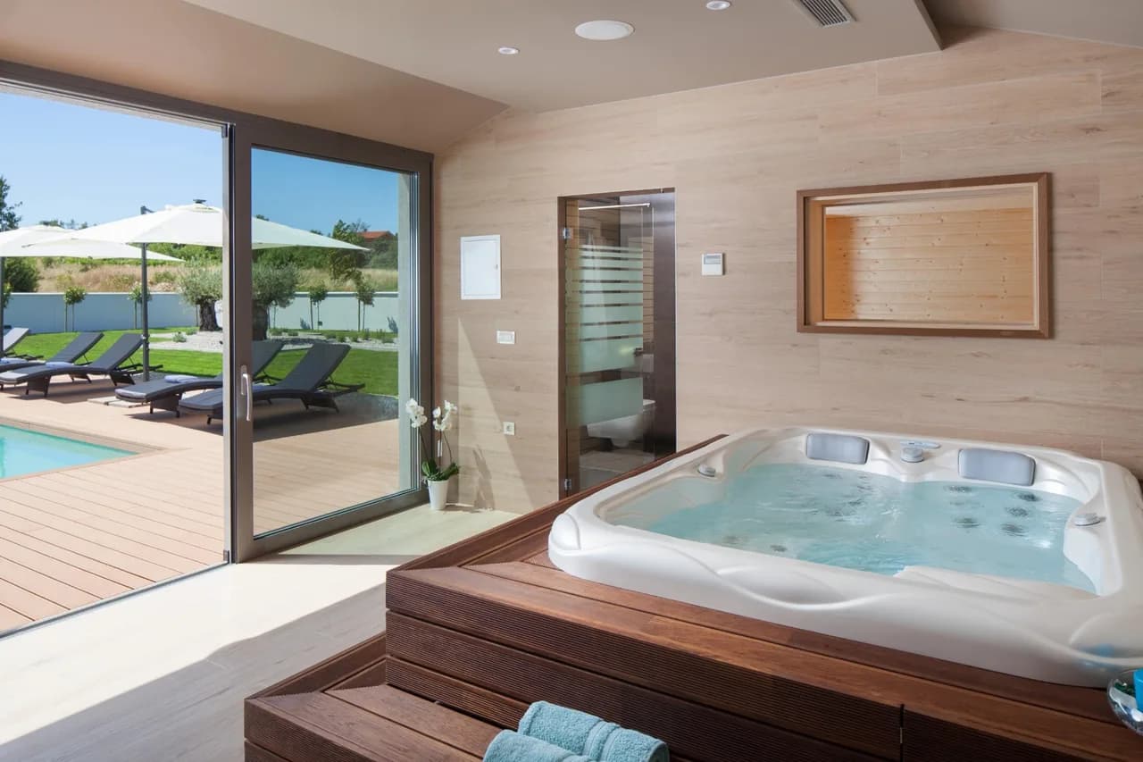 Secluded Villa Retreat in Labin photo 3