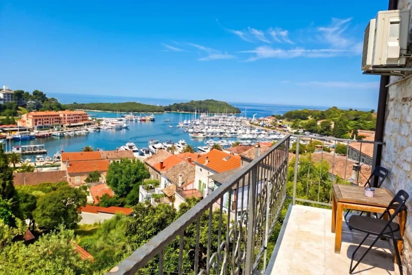 Bella Vista Vrsar - Rustic Apt /w Sea View Balcony