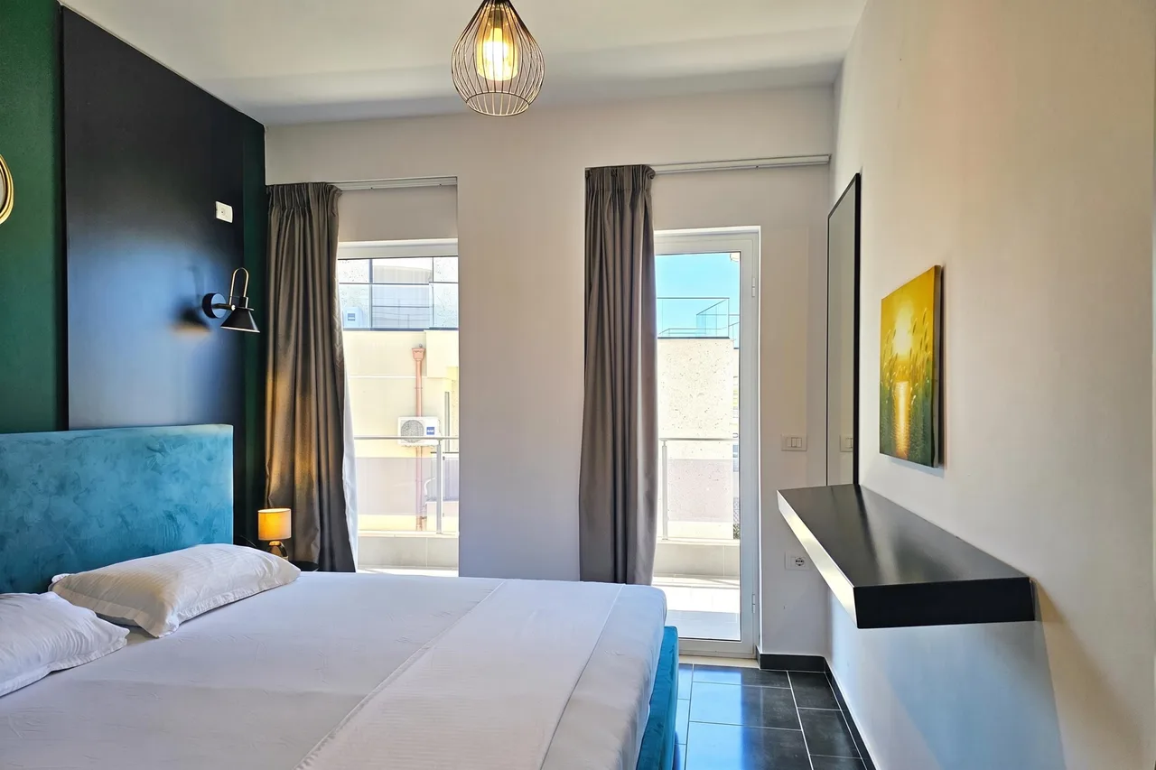 Sea View Balcony Apartment in Sarandë photo 5