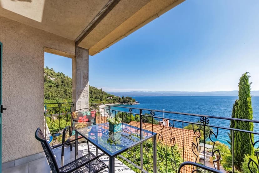 Beachside Villa Mia Apartment 1