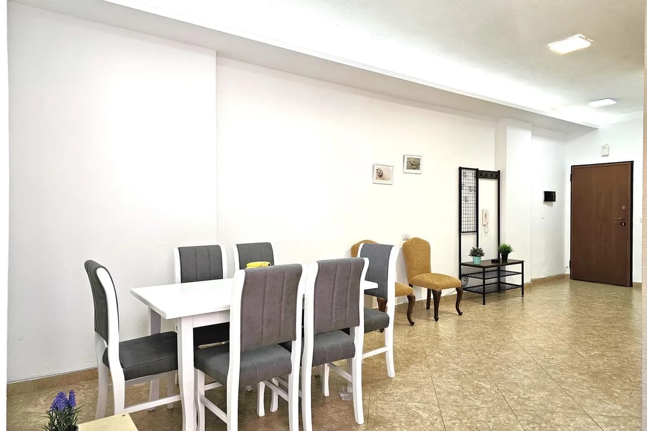 Sea View Apartment in Sarandë, Albania photo 3