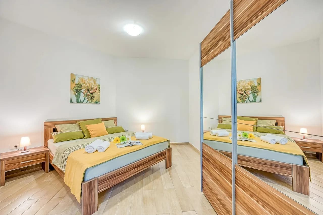 Grad Inn Room Bay Leaf with Pool photo 3