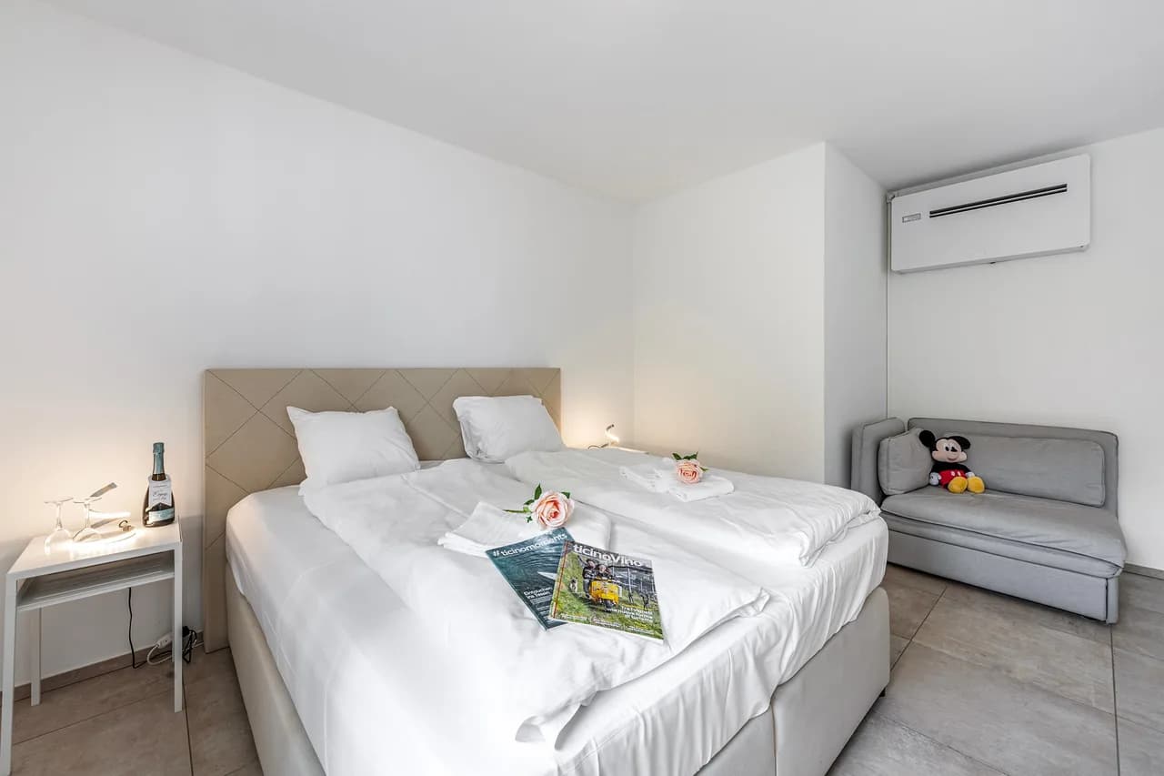 Serenata Room 2 - Cavigliano Studio with Terrace for 3 photo 4