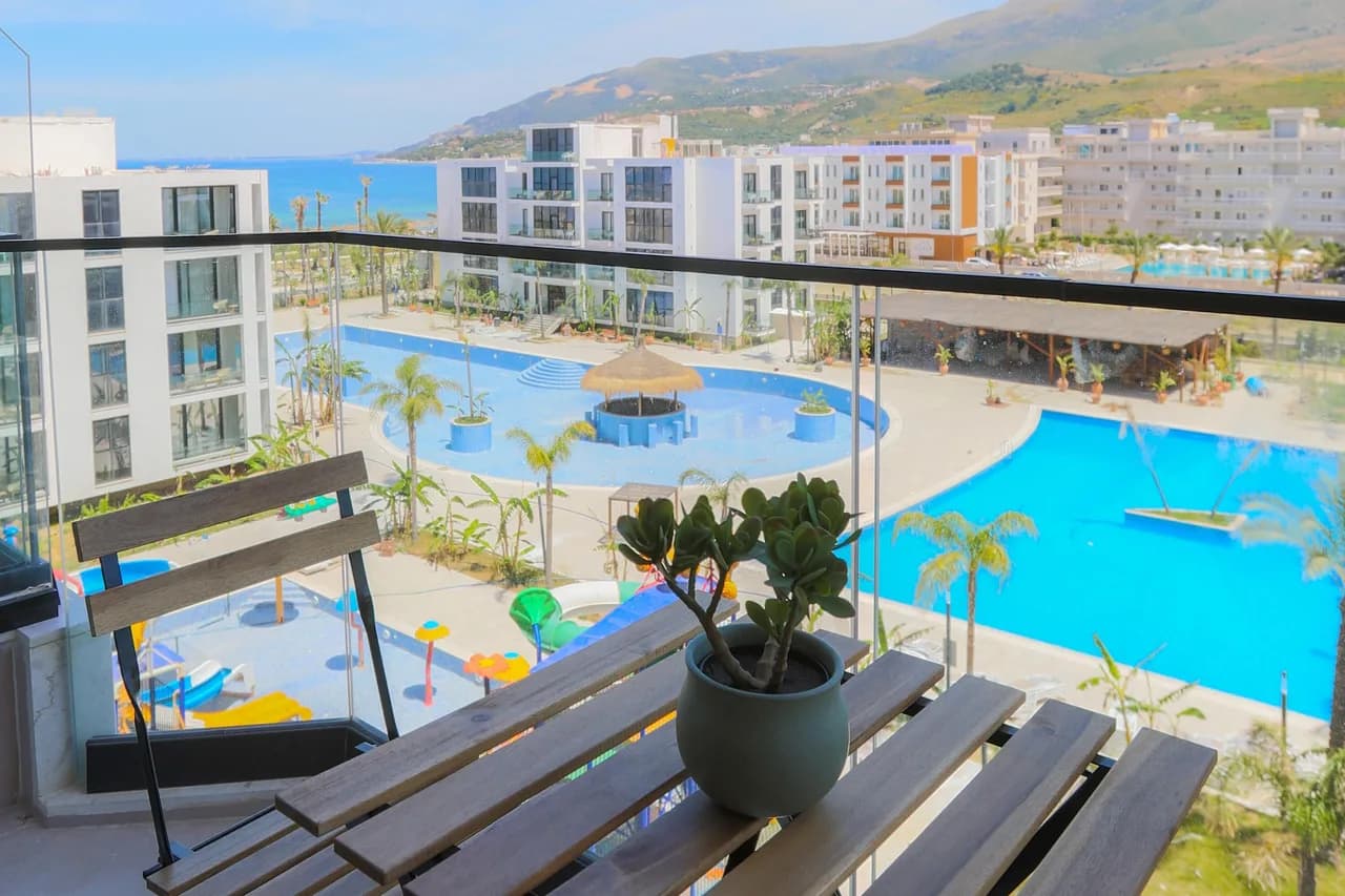 Seaside Serenity Palm Apartment photo 3