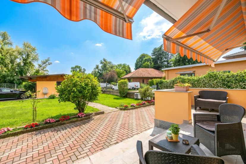 Diamond Lake Apartment 13918