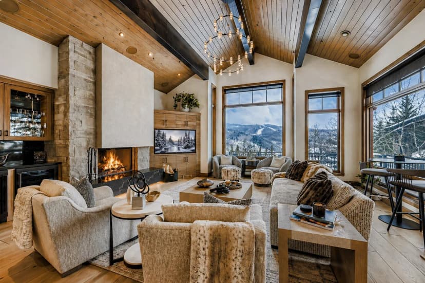 Lucky Star 2 Ski In Out Deer Valley Retreat Hot Tub and Views