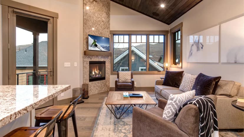 920 Modern Mountain Escape in the Heart of Park City