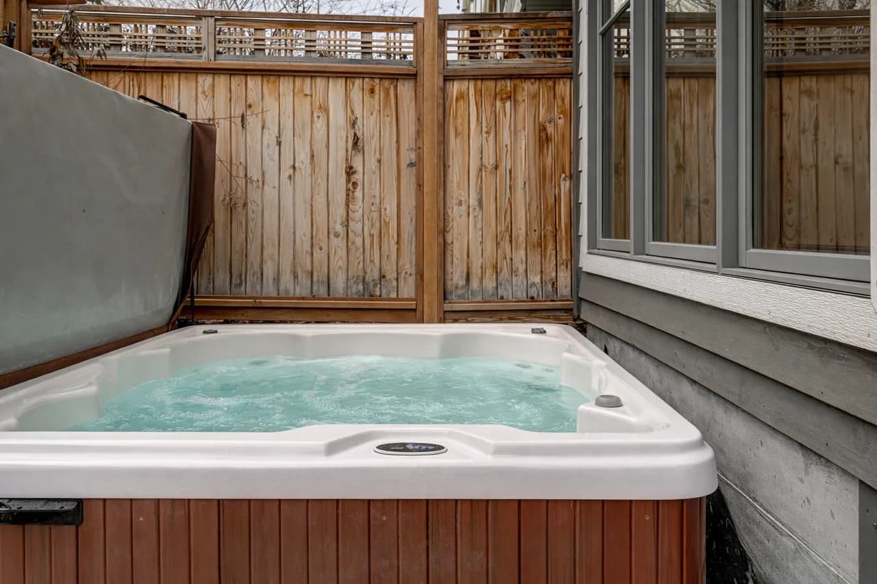 920 Modern Mountain Escape in the Heart of Park City photo 2