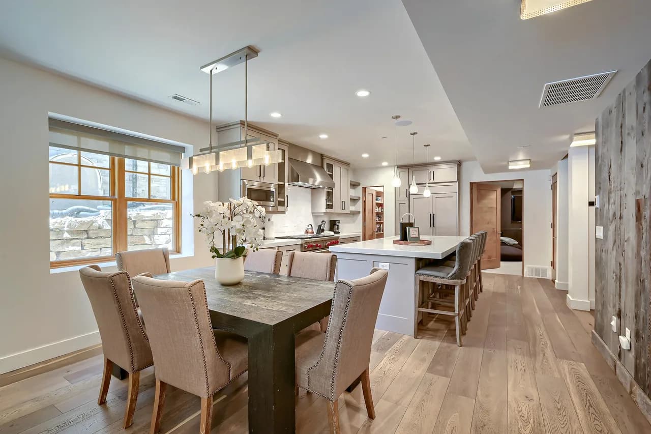 Luxury 6 Bedroom Old Town Escape Near Skiing and Dining 80 photo 3