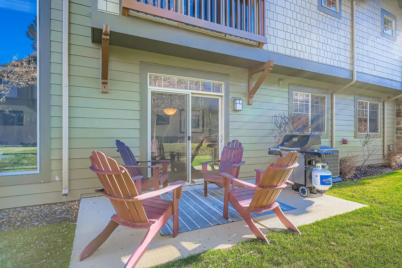 Trade the Office for Mountains at Foxpoint Townhouse 6180 photo 5