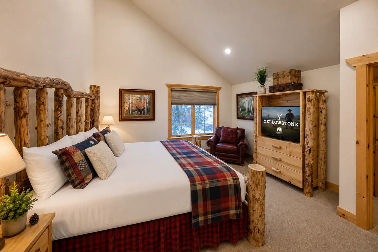 Timberwolf 3D Mountain Escape with Hot Tub Retreat photo 5