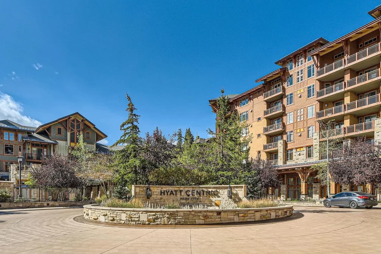 521H Dream Ski In Out Retreat Pool Spa and Mountain Views photo 3