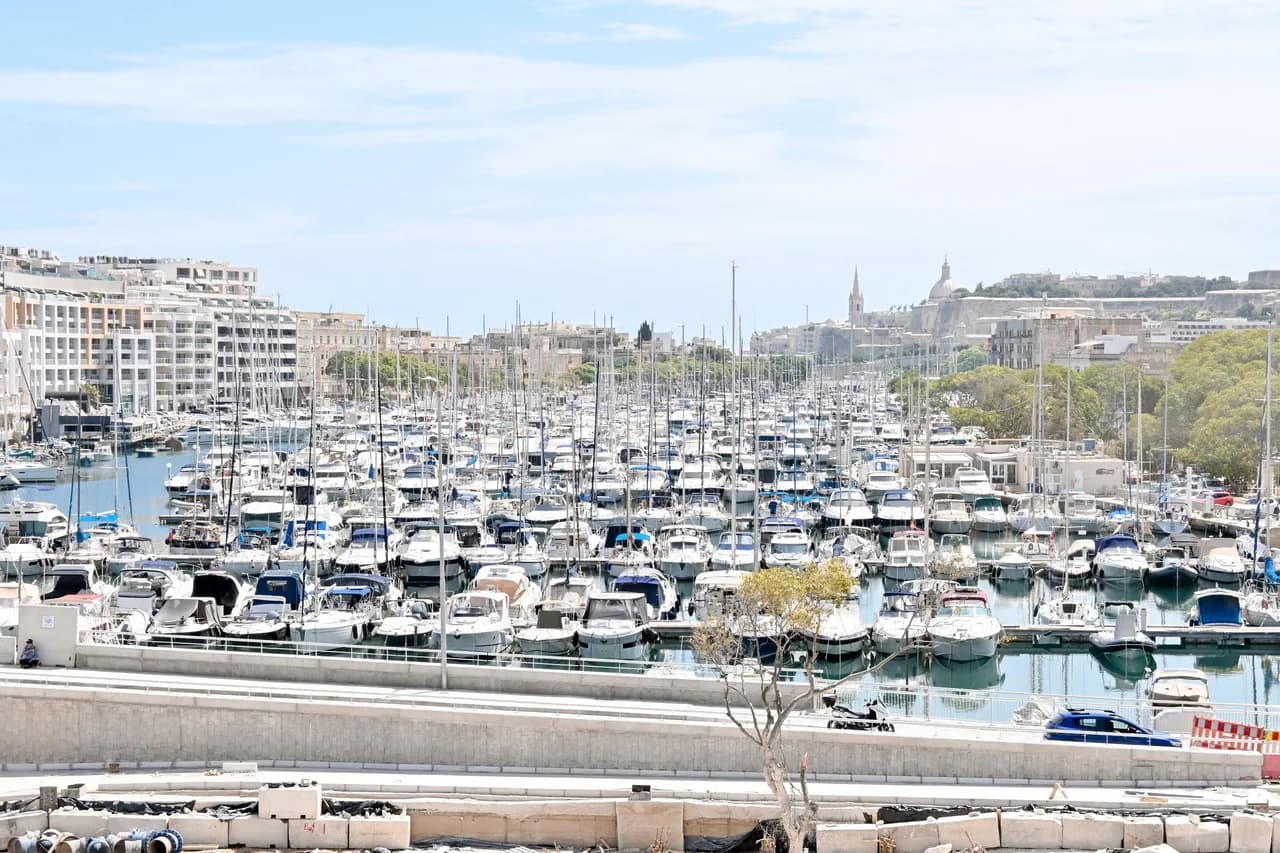 Yacht Marina View - Modern 3 bdrs Apart M