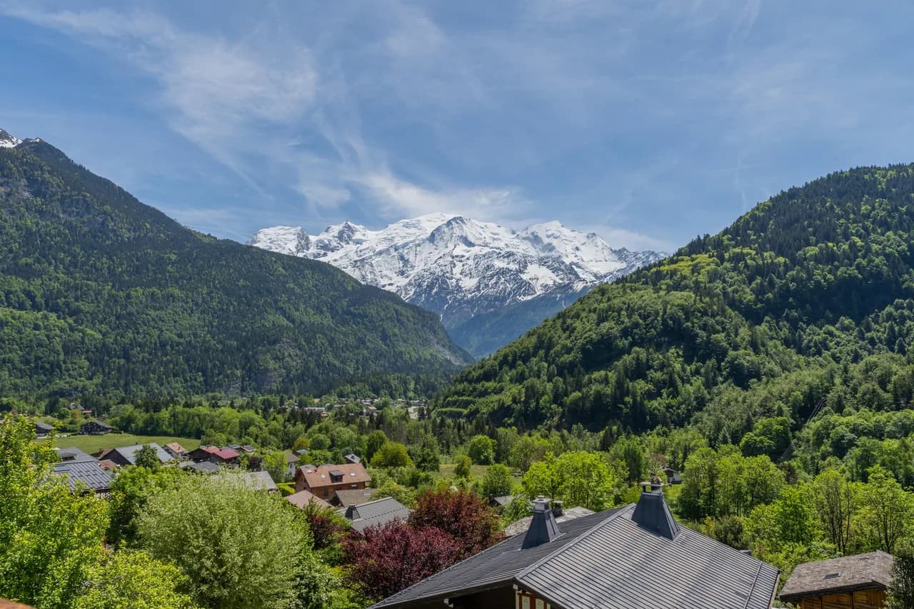 Mountain View Chalet in Auvergne Rhone Alpes photo 2