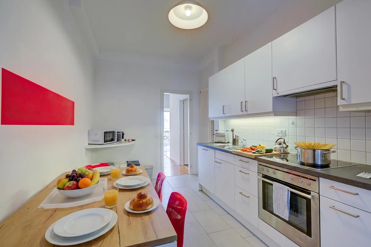 Scenic Waterfront Apartment in Ticino photo 2