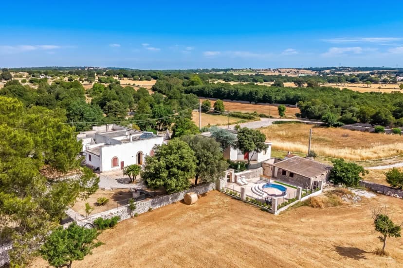 Casolare Di Puglia with private Pool