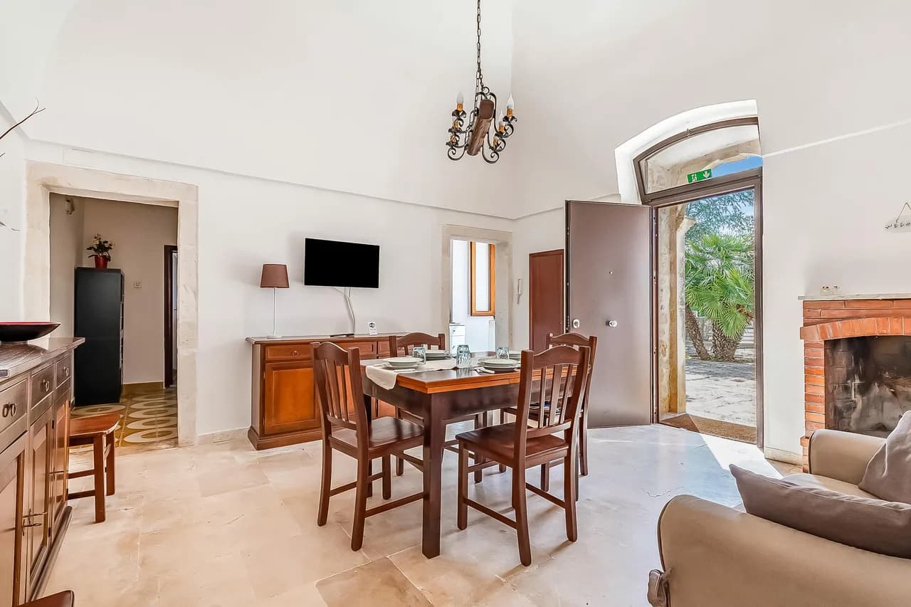 Charming Villa with Private Pool in Noci Puglia photo 3