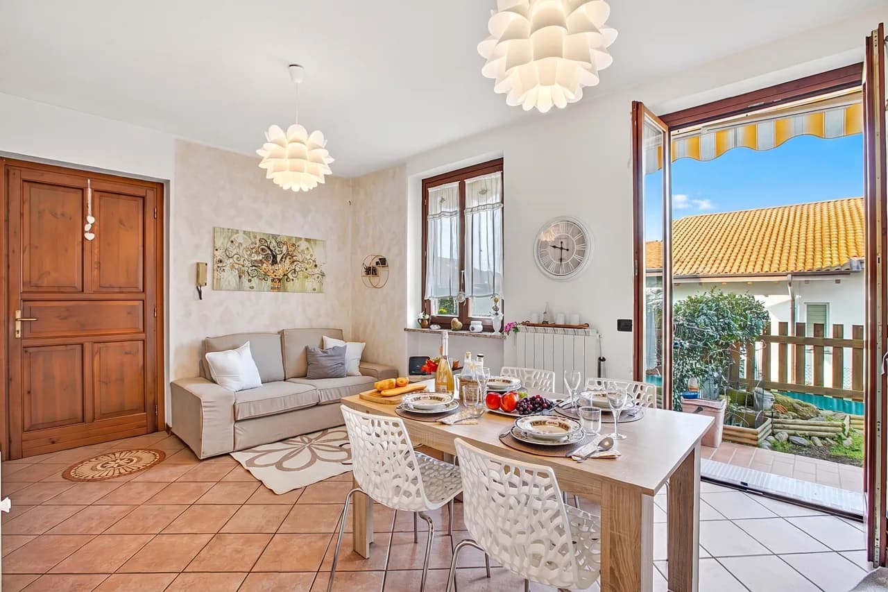 Alba Rosa Apartment - 2 Bed, 2 Bath photo 3