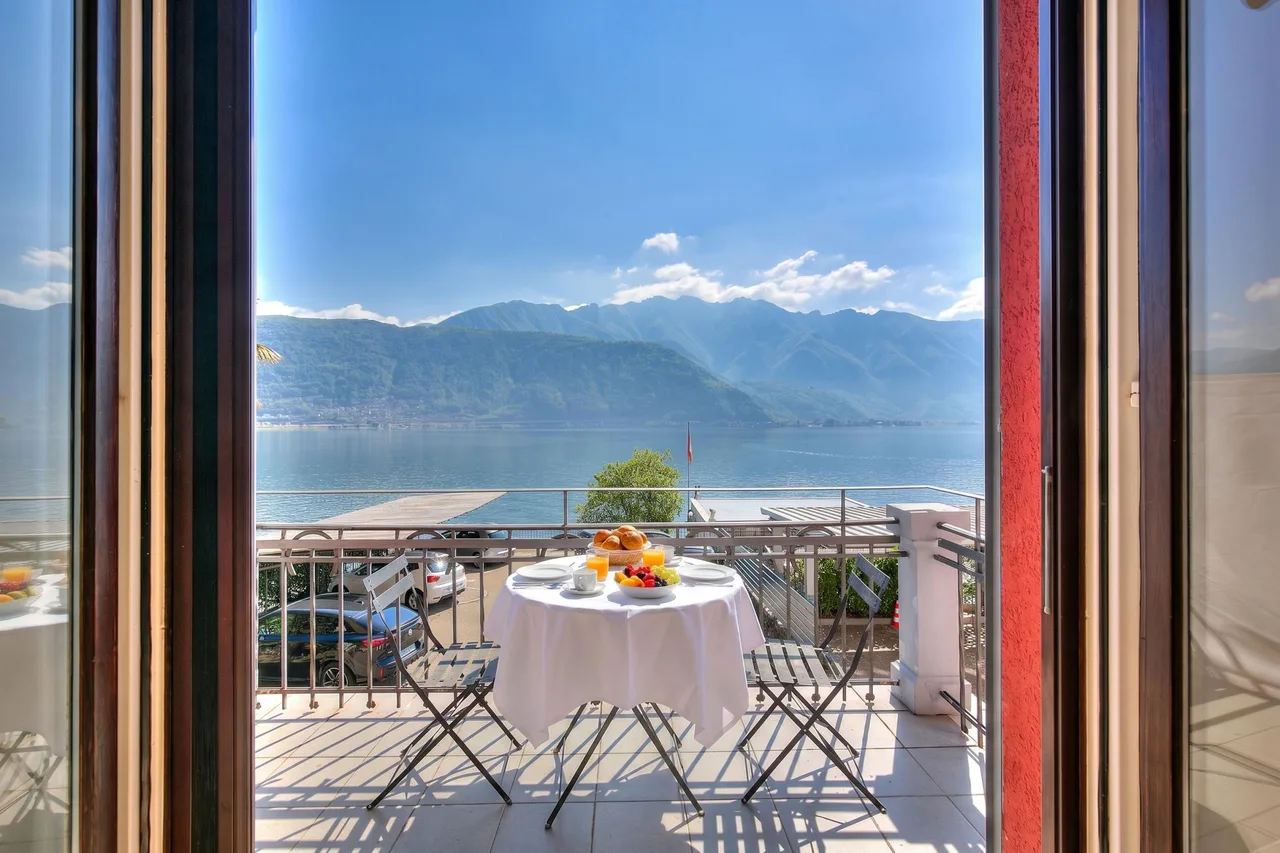 Scenic Terrace Apartment in Ticino