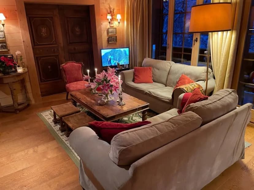 Gstaad - Luxury Flat in Schonried with Great Views