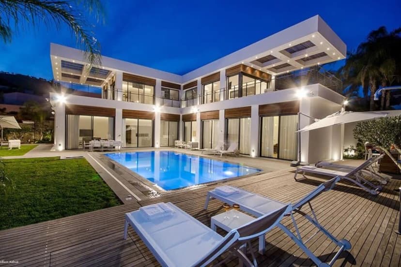 Amazing Luxury House right on the Sea of Galilee