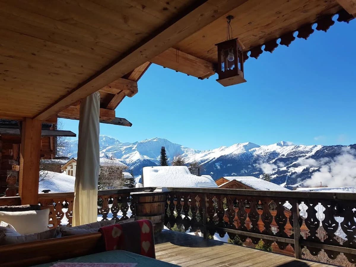 Luxurious & Cozy fully serviced Twin Chalets photo 5