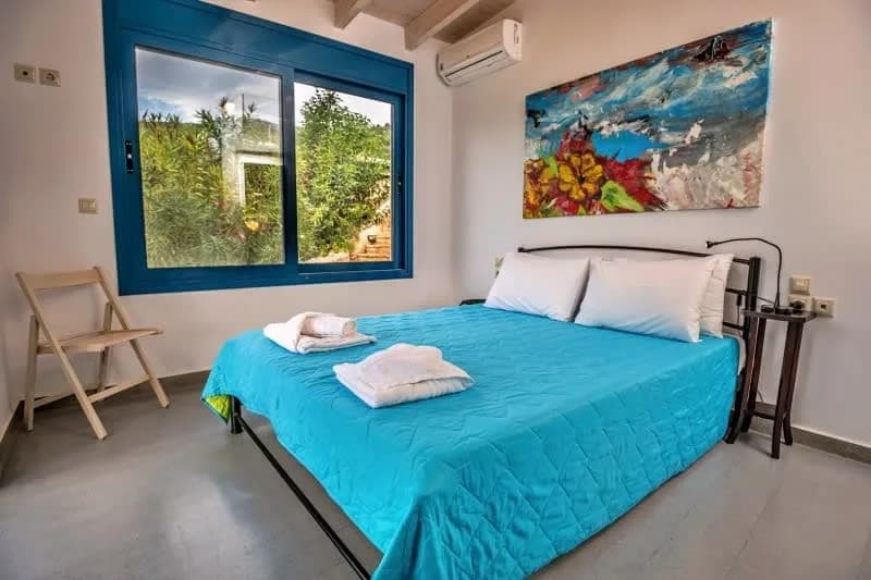 Luxurious Villa right on the beach - amazing views photo 3