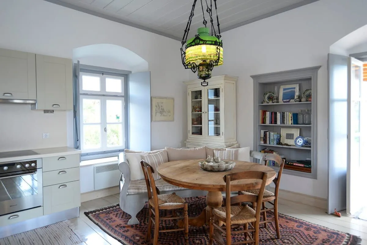Charming 3BR House Built in Traditional Spetses Style photo 3