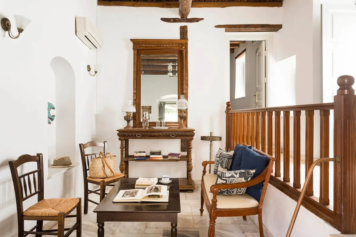 Historic Villa  - Ideally located close to the Sea photo 2