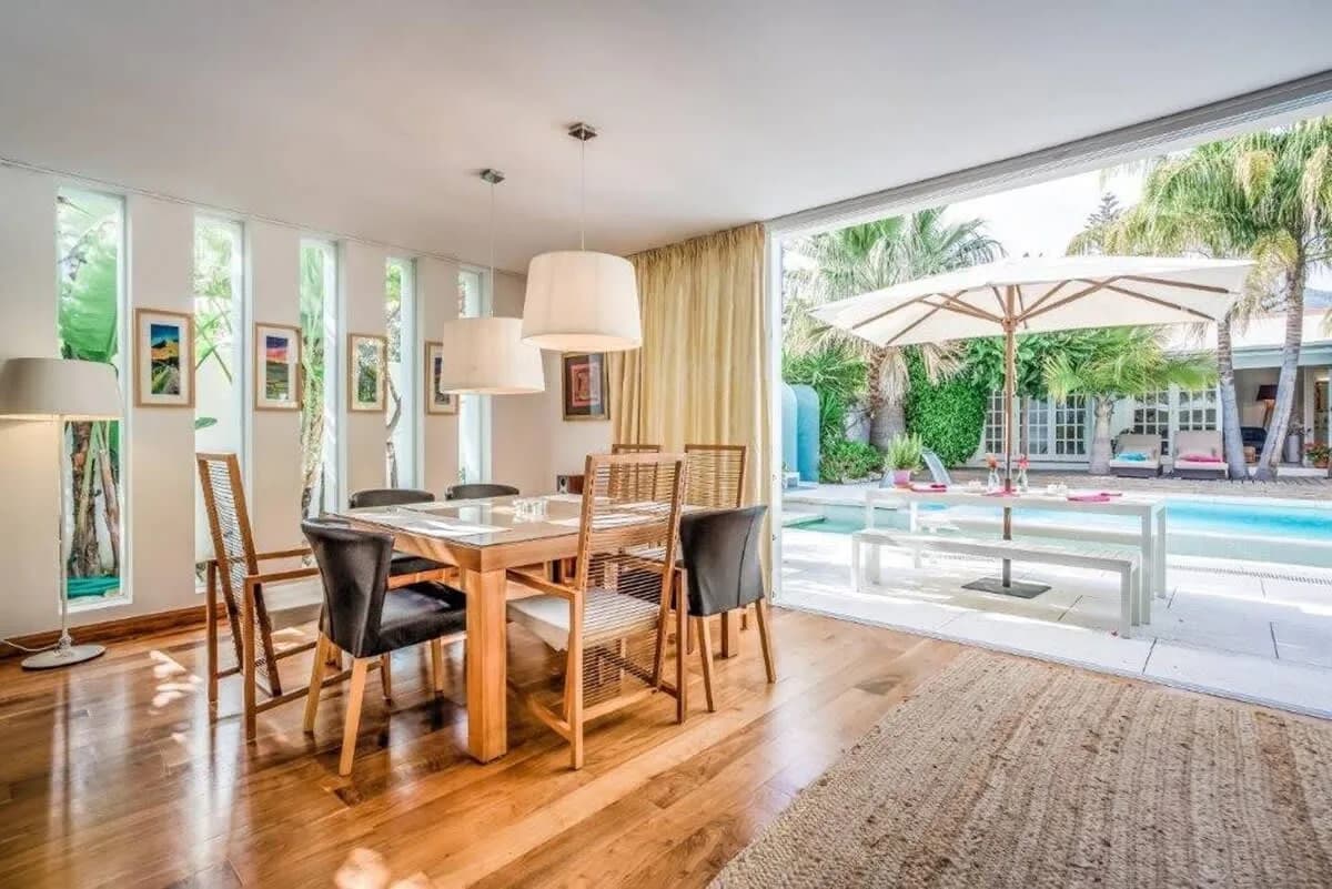 Amazing Villa right next to Beach - Top Location photo 3