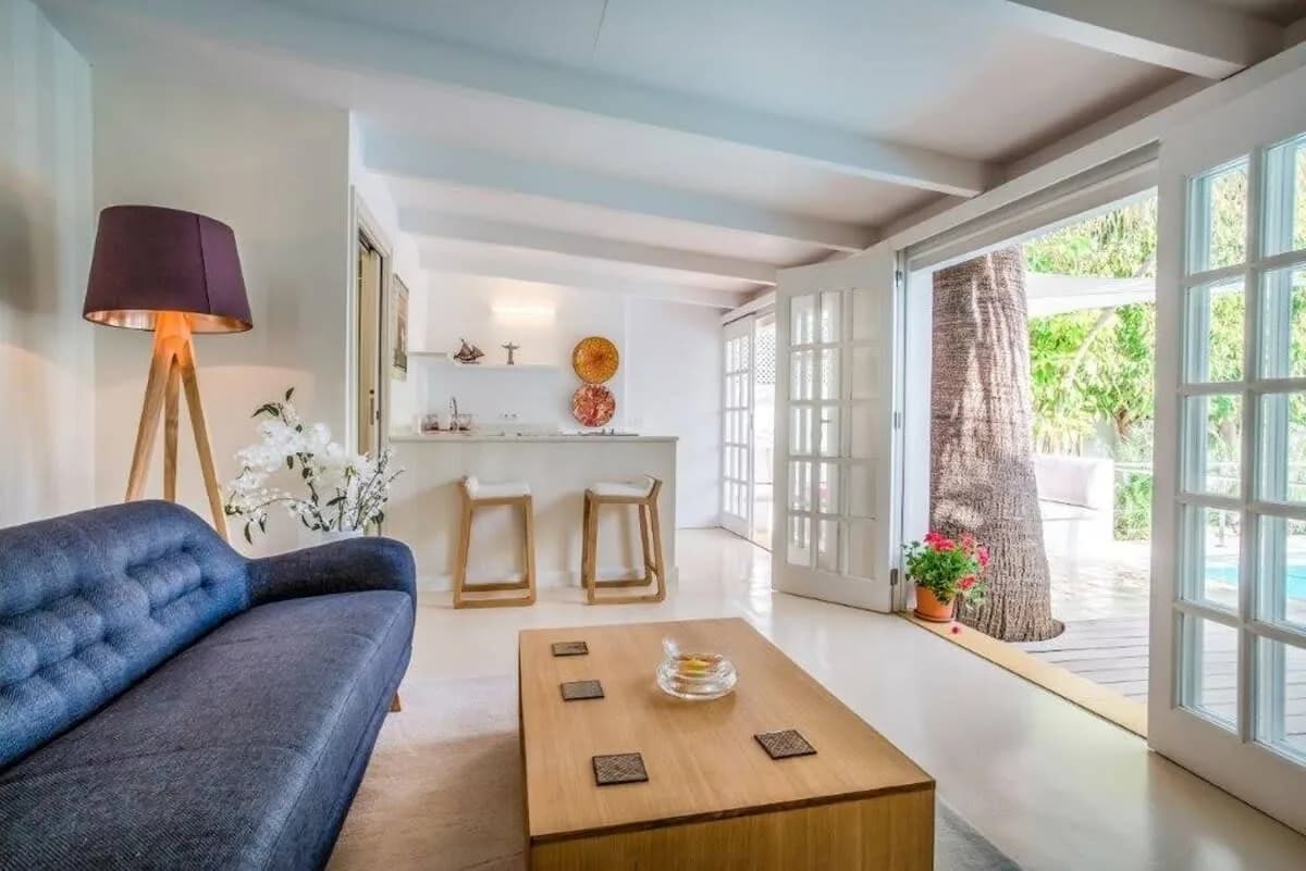 Amazing Villa right next to Beach - Top Location photo 5