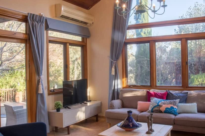 Charming villa& pool in the ancient olive orchard