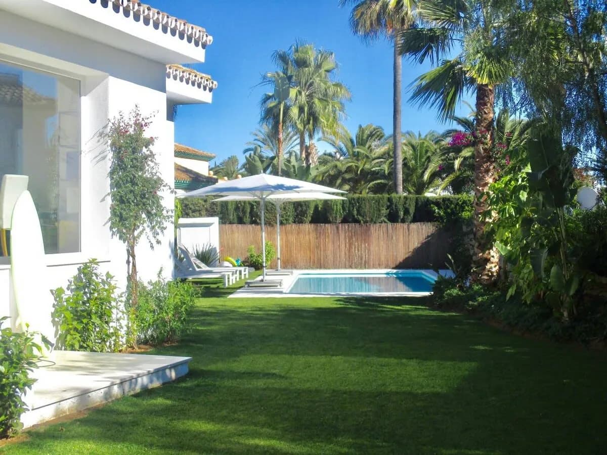 300 m from Beach Tropical Villa for Best Vacation photo 2
