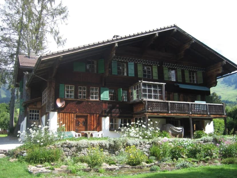 Charming Swiss Chalet in Château-d’Œx