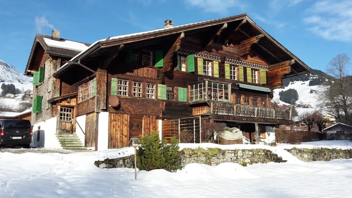 Charming Swiss Chalet in Château-d’Œx photo 3