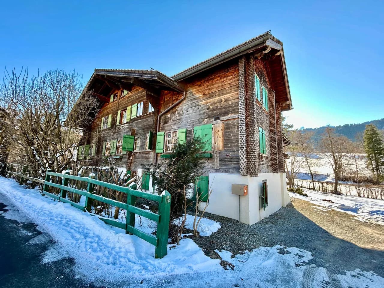 Charming Swiss Chalet in Château-d’Œx photo 4