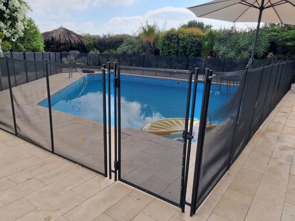 Amazing Villa with Fenced Pool Garden photo 5